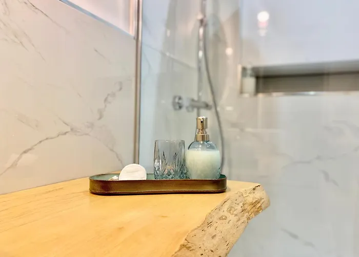 La Parenthese Gourmande Avec Clim Et Parking