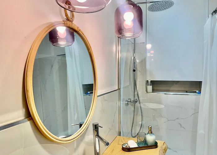 La Parenthese Gourmande Avec Clim Et Parking Μοντωμπάν