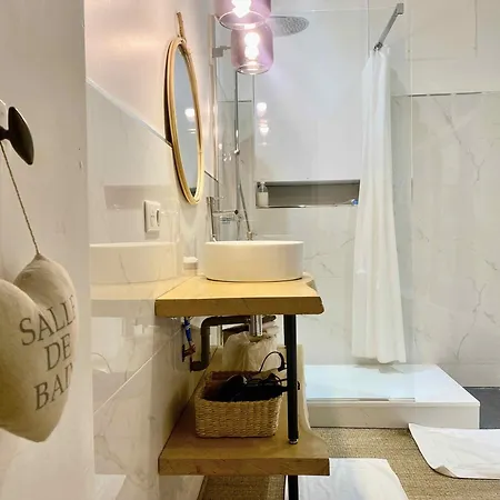 La Parenthese Gourmande Avec Clim Et Parking Apartment Montauban